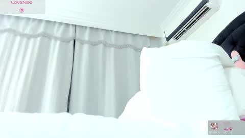 Sary Rousse online show from April 2026 06:10:01 PM