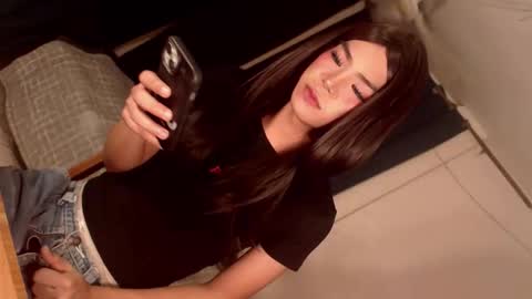 Sasha online show from April 2026 05:03:02 PM