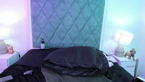 Snapshot of sasha_blazer chatting on January 2025 07:00:02 AM Sasha online show from January 2025 07:00:02 AM