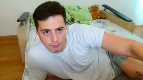 Snapshot of sasha_calvin chatting on July 2026 03:29:01 PM sasha_calvin online show from July 2026 03:29:01 PM