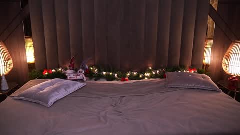 Sasha Exclusive online show from December 2024 08:06:02 AM