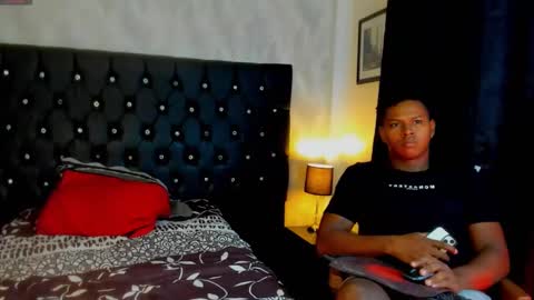 Snapshot of sasha_fox0 chatting on February 2025 12:53:02 AM emy online show from February 2025 12:53:02 AM