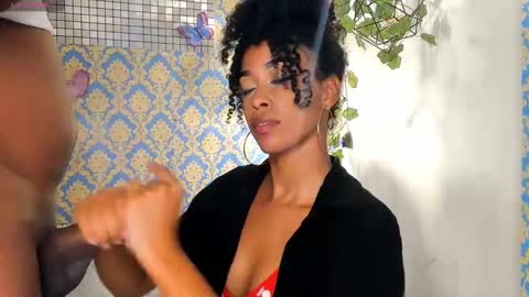 Snapshot of sasha_fox0 chatting on February 2025 01:23:02 AM emy online show from February 2025 01:23:02 AM