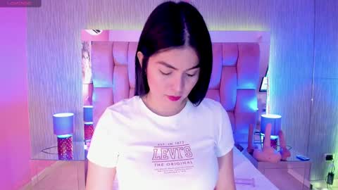 Camila  online show from February 2025 11:35:02 AM