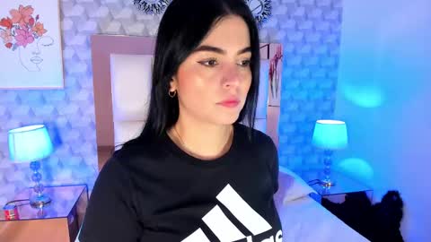 Camila  online show from October 2025 11:33:02 AM