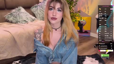 Hi everyone my name is Sasha   online show from December 2024 05:10:02 PM