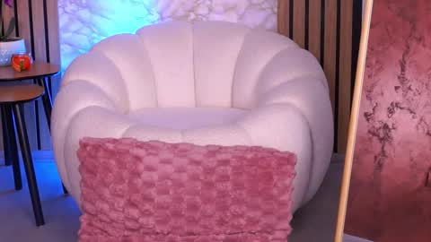 Sasha online show from March 2026 08:19:01 AM