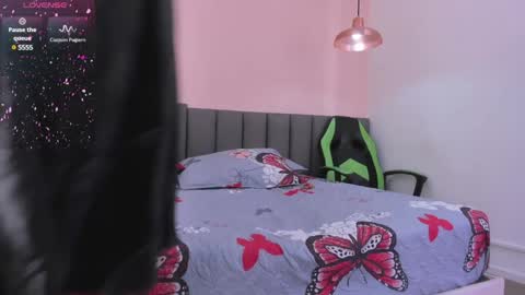 Manuela  online show from January 2025 11:35:01 AM