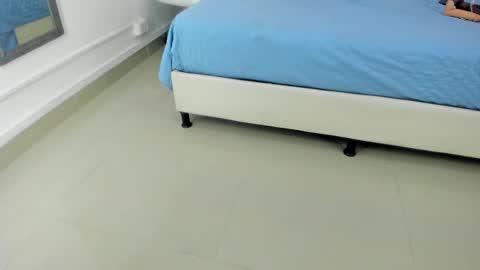 Manuela  online show from February 2025 11:33:01 AM