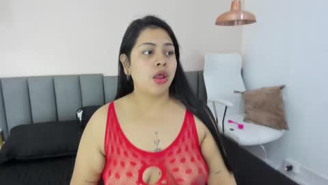 Manuela  online show from March 2025 11:07:01 AM