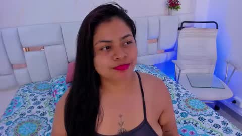 Manuela  online show from October 2025 03:58:01 AM