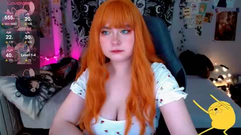 Snapshot of sashasoyyyy chatting on February 2025 01:57:02 AM Sashasoy online show from February 2025 01:57:02 AM