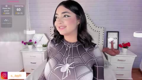 Snapshot of sashastrada_ chatting on October 2025 10:28:02 PM  Sasha  online show from October 2025 10:28:02 PM