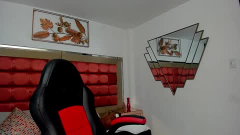 Snapshot of saskiagrendel chatting on September 2025 06:22:02 PM saskiagrendel online show from September 2025 06:22:02 PM