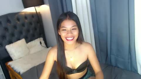 sassy_airah online show from March 2025 05:49:01 PM