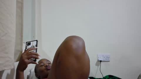 Snapshot of sassy_bella chatting on February 2025 06:09:01 PM sassy_bella online show from February 2025 06:09:01 PM