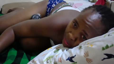 Snapshot of sassy_bella chatting on February 2025 10:37:01 PM sassy_bella online show from February 2025 10:37:01 PM