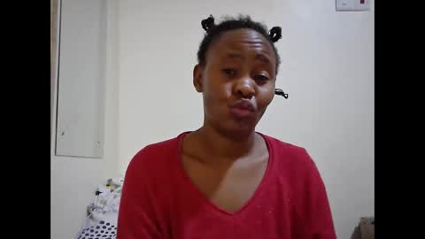Snapshot of sassy_bella chatting on March 2025 08:37:02 AM sassy_bella online show from March 2025 08:37:02 AM