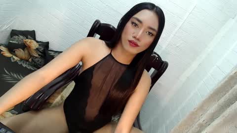 KEYLLA online show from February 2025 10:24:02 AM