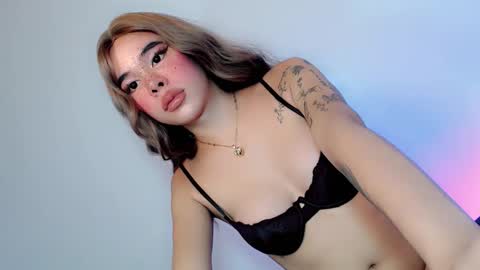 Snapshot of sassy_tiffanie chatting on October 2025 01:27:02 AM Tiffanie online show from October 2025 01:27:02 AM