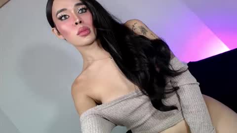 Tiffanie online show from February 2026 11:46:02 AM