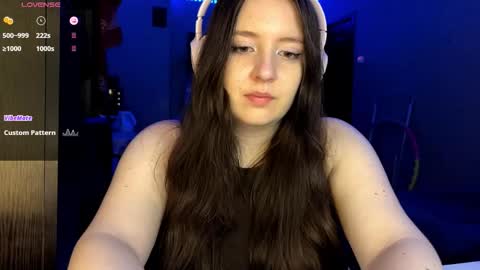 Marmulka or Mary online show from October 2025 06:08:02 PM