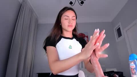 Snapshot of sassynova chatting on October 2025 01:17:02 AM Ksenya online show from October 2025 01:17:02 AM