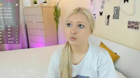 satinpresence online show from May 2026 05:04:01 AM
