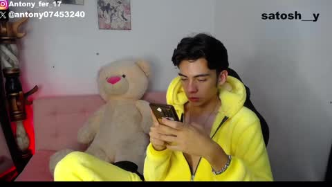 Snapshot of satosh_y chatting on January 2025 05:51:02 AM satosh_y online show from January 2025 05:51:02 AM