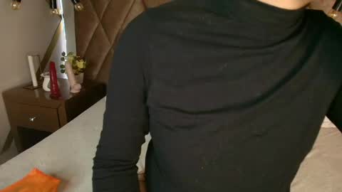 Snapshot of saturningsweets chatting on May 2026 02:12:01 PM Saturningsweets online show from May 2026 02:12:01 PM