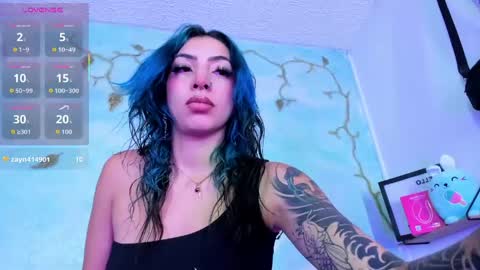 Snapshot of saturno_stone chatting on May 2026 01:33:01 AM Saturnooo online show from May 2026 01:33:01 AM