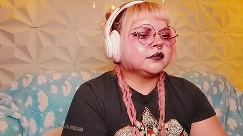 Gina George online show from May 2026 10:50:03 PM