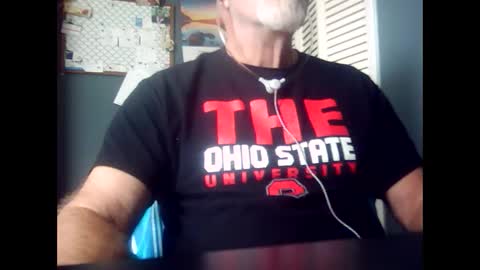 satyr64 online show from November 2025 04:06:02 PM