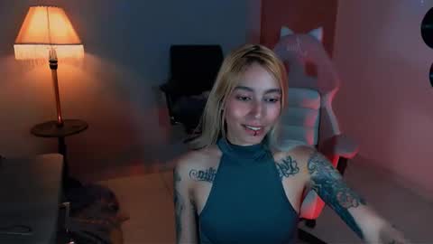 I AM JENN  online show from December 2024 01:58:01 AM