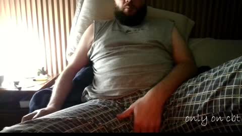 Snapshot of saucybonjo chatting on December 2024 01:43:01 AM Ben online show from December 2024 01:43:01 AM