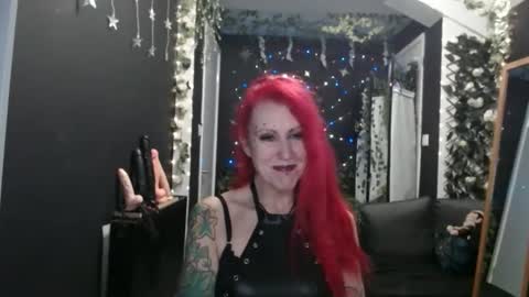 SaucySky online show from February 2025 09:51:01 PM