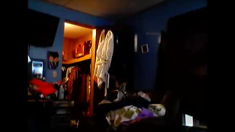 Snapshot of savage352ratchet chatting on December 2024 09:09:01 PM Bugglove online show from December 2024 09:09:01 PM