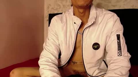 SavageLover  online show from November 2025 04:46:01 AM