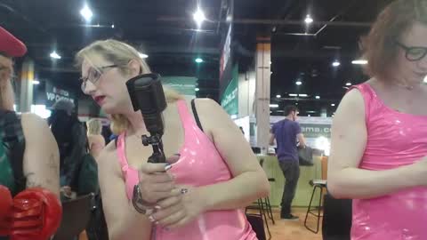 Savanah online show from April 2026 06:02:01 PM