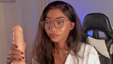 Savannahwildee online show from February 2025 12:06:01 AM