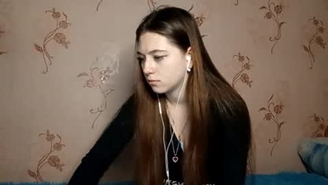 Sophie online show from October 2025 07:01:02 PM