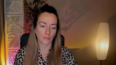 save the qween online show from February 2026 05:44:01 AM