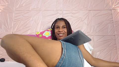 Snapshot of savory_pussy18 chatting on December 2024 04:53:02 PM savory_pussy18 online show from December 2024 04:53:02 PM