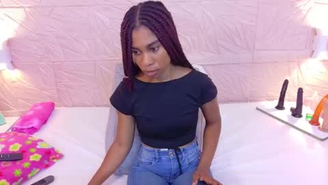 Snapshot of savory_pussy18 chatting on September 2025 02:17:02 PM savory_pussy18 online show from September 2025 02:17:02 PM