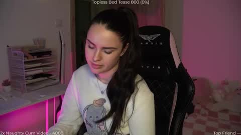 Naomi online show from February 2026 08:01:02 PM