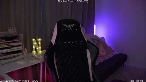 Naomi online show from July 2026 06:45:01 PM
