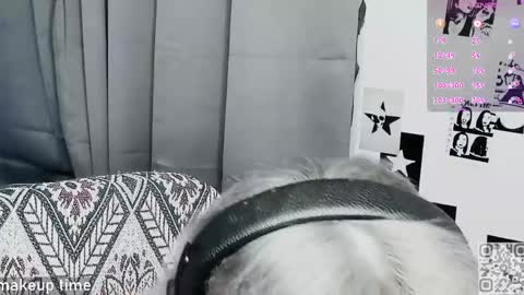 pronoun she. name Mary. age 21. online show from April 2026 06:02:01 PM