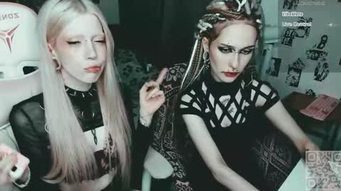 Snapshot of say_mary chatting on June 2026 04:55:01 PM pronoun she. name Mary. age 21. online show from June 2026 04:55:01 PM
