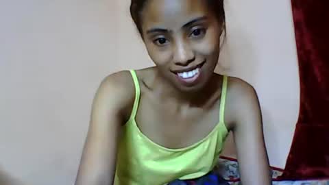 sayaah01 online show from May 2026 07:33:01 PM
