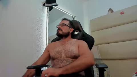 sebastian   muscleman  daddy   the better  latin  lover   online show from November 2025 09:31:02 AM